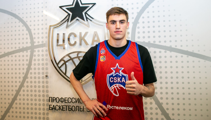 Даниил Ключенков: дальше с «основой»